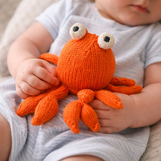 Baby Knit Buddy | Sunny the Crab finn + emma