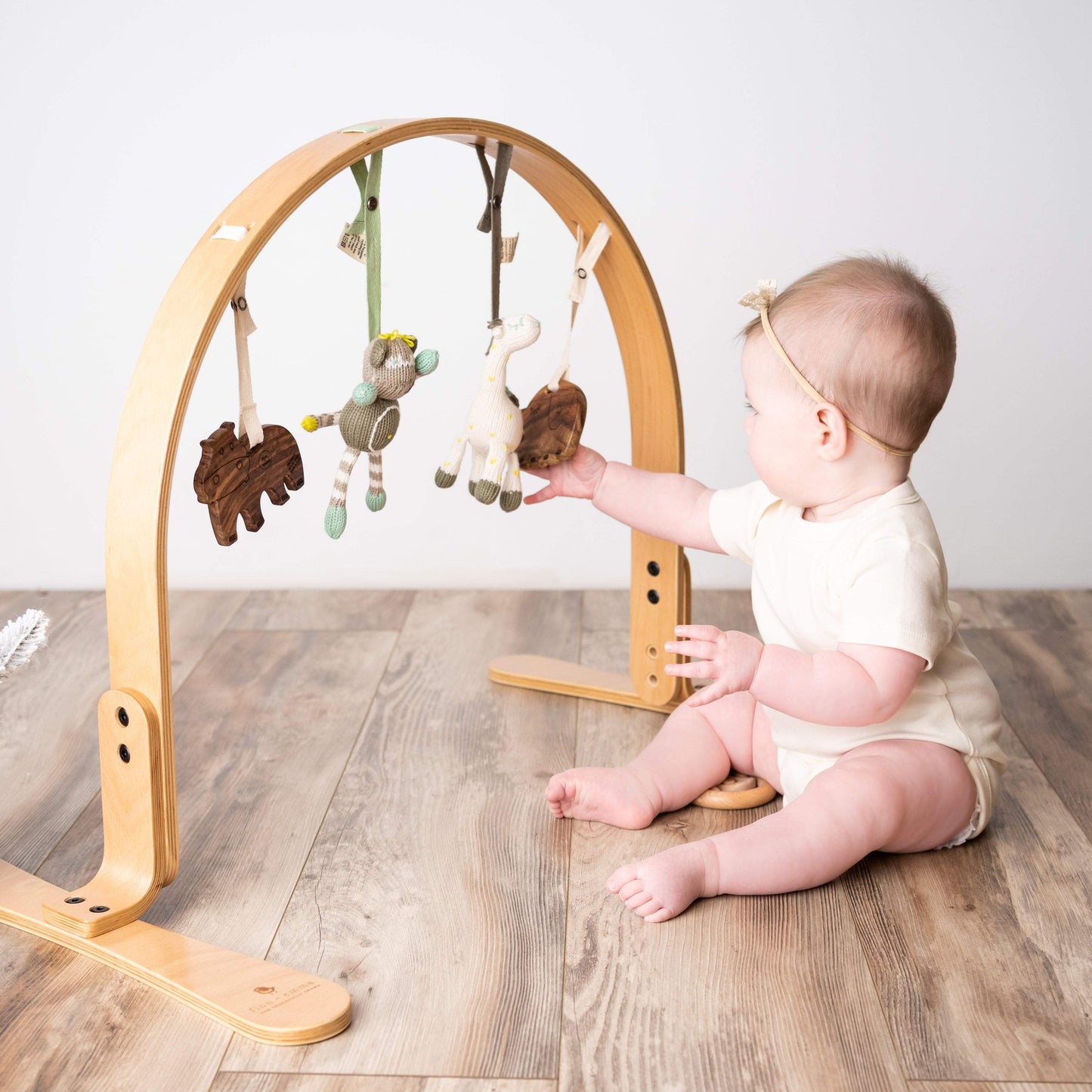 Baby play gym | jungle - natural Finn + Emma