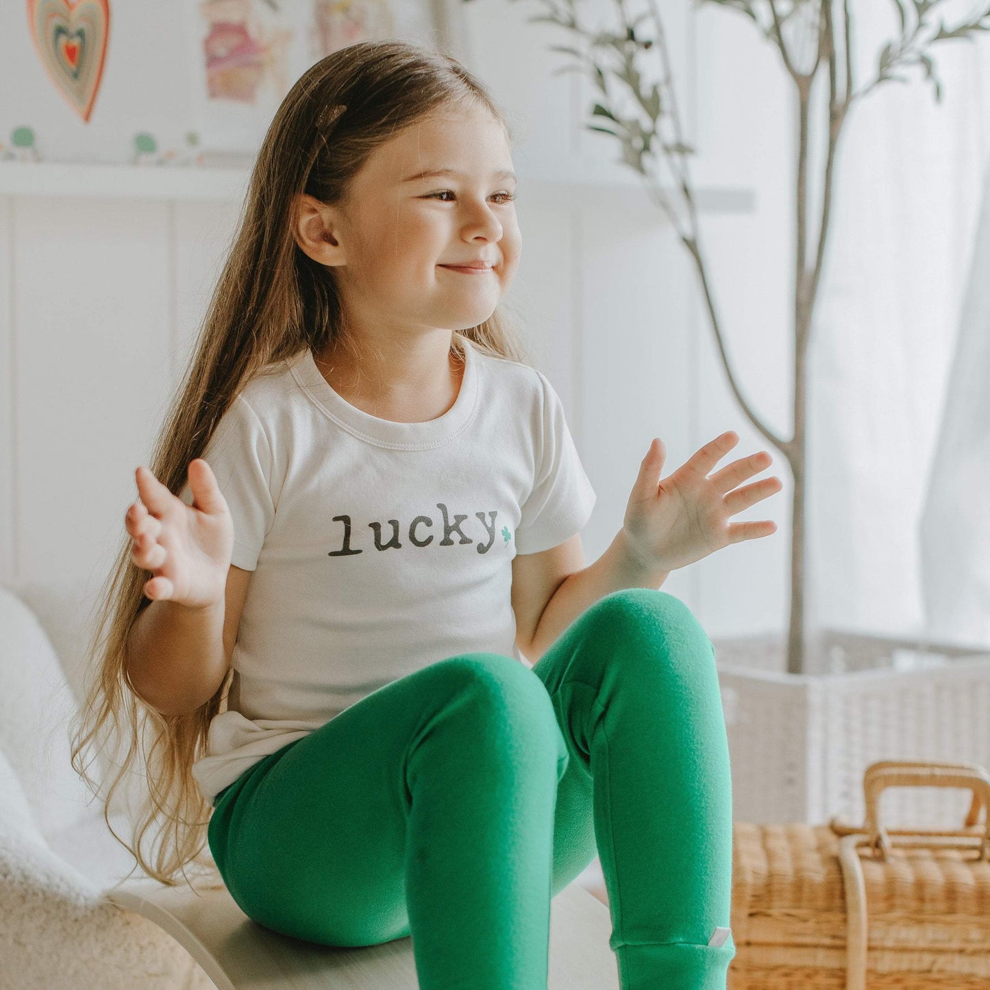 Baby graphic tee | lucky finn + emma