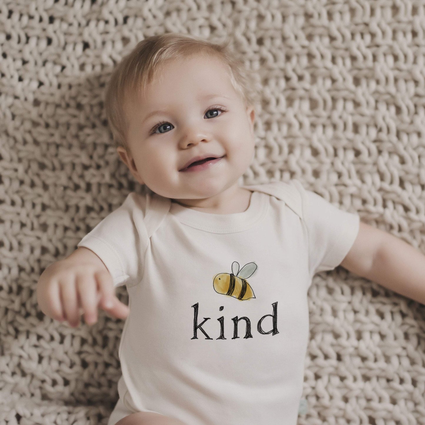 Baby graphic bodysuit | bumble bee kind finn + emma