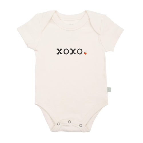 Baby graphic bodysuit | xoxo finn + emma