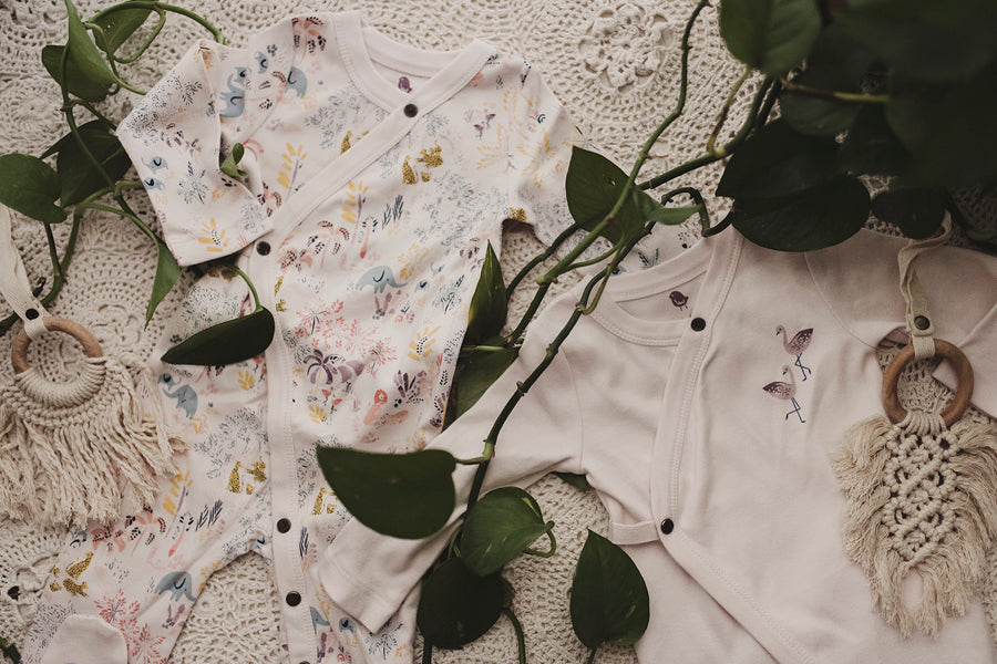 what to gift an expecting mom