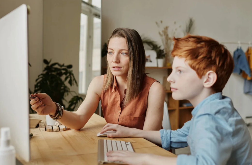 Teaching Kids Good Habits with Digital Citizenship and Media Literacy