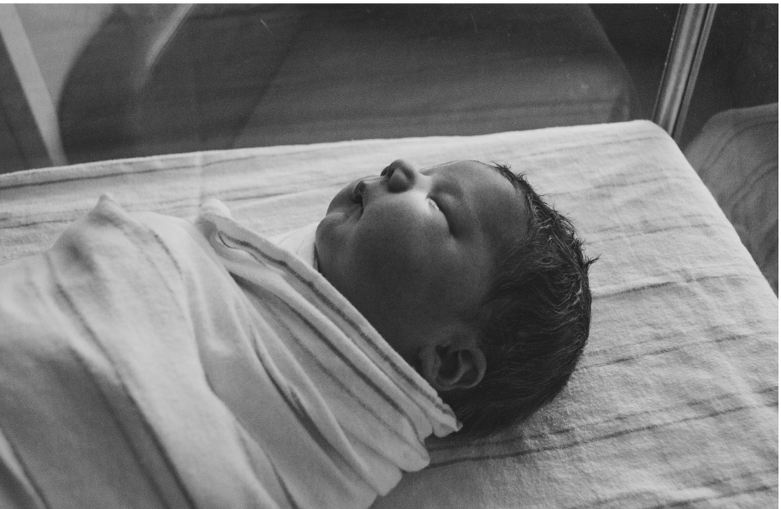 Choosing Bedside Bliss: The Perfect Bassinet for Your Baby