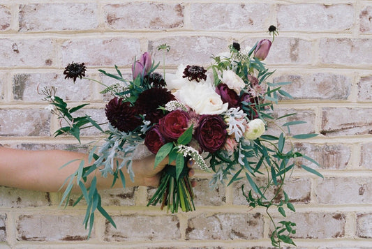 Sending Flowers Internationally: Tips and Tricks (with a Side of Humor)