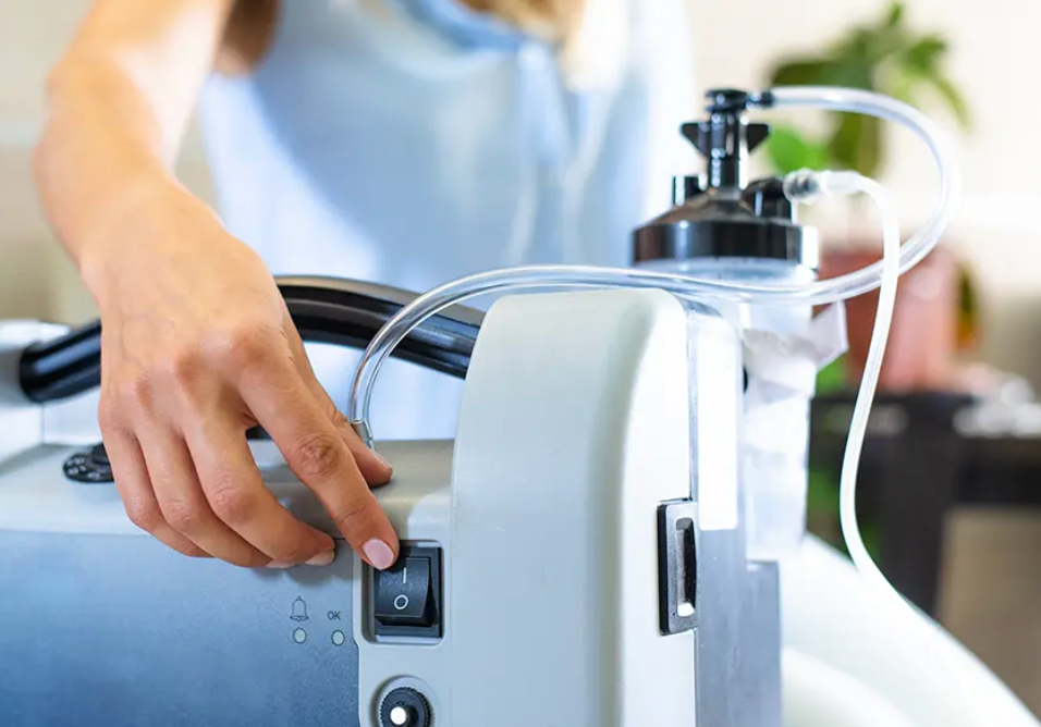 Essential Medical Furniture for Senior Care at Home