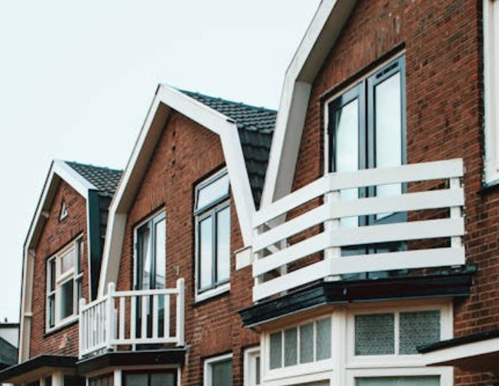 Choosing a Neighborhood That Supports Family Life