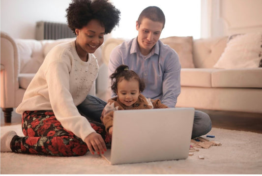 mom dad and computer