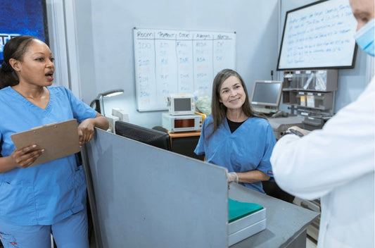Can Parents Train Online for Flexible Healthcare Jobs?