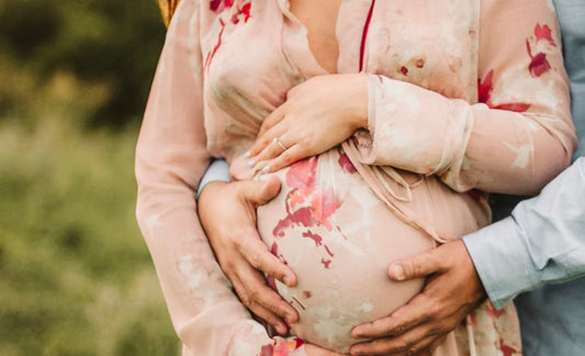 pregnant women and belly