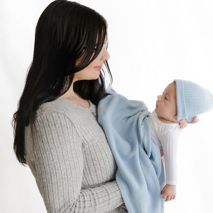 Baby Luxe Collection 100% Organic Cotton Luxury Knit Baby Blanket + Hat Set with Gift Box Bleu La La