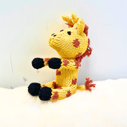 Baby Knit Buddy  | Jerry the Giraffe finn + emma