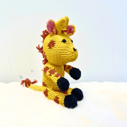 Baby Knit Buddy  | Jerry the Giraffe finn + emma