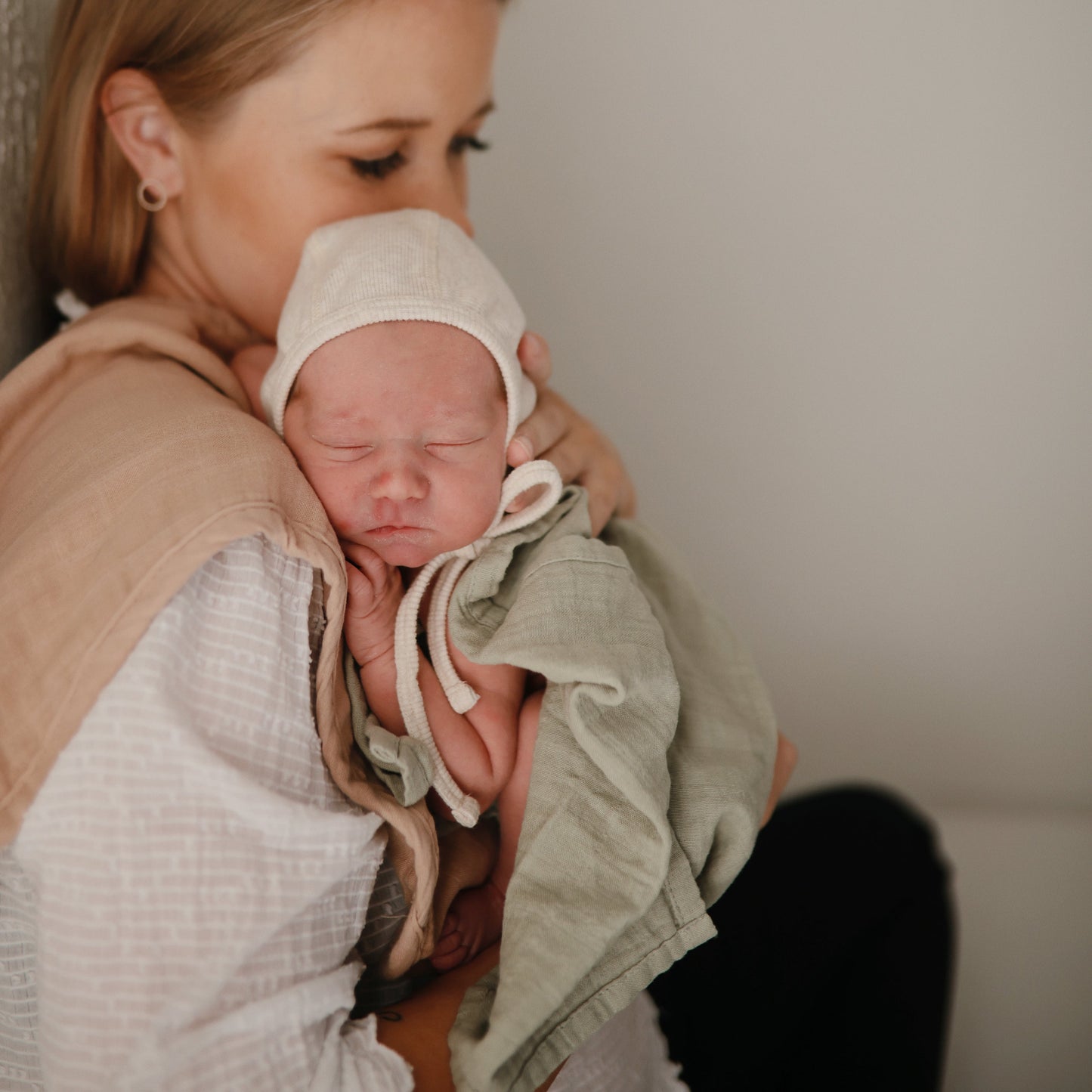 Baby Organic Cotton Muslin Burp Cloth 2-Pack Mushie