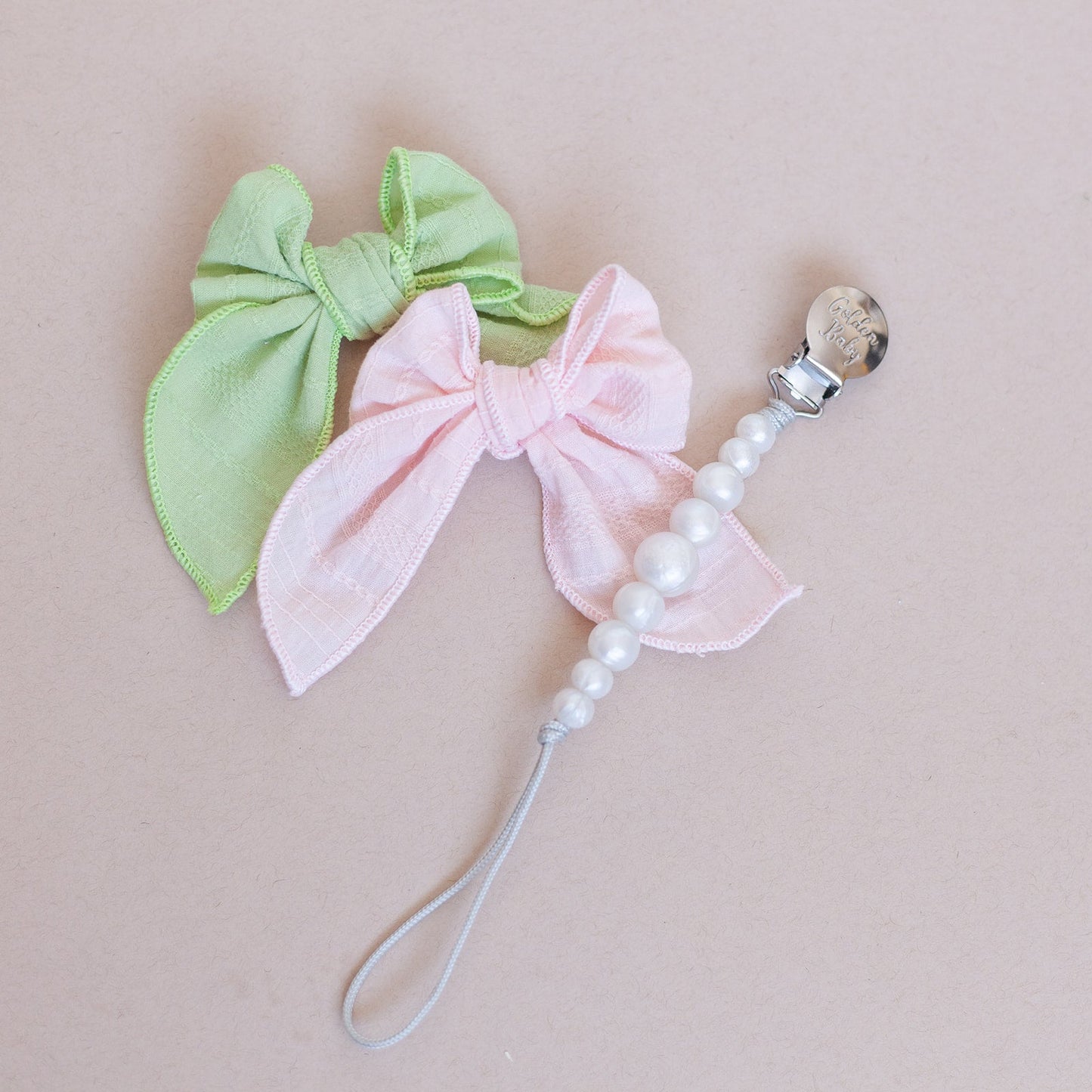 Baby Strand Clip // Pearl Golden Baby