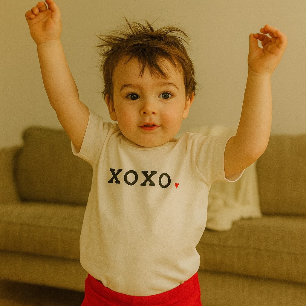 Baby graphic tee | xoxo finn + emma