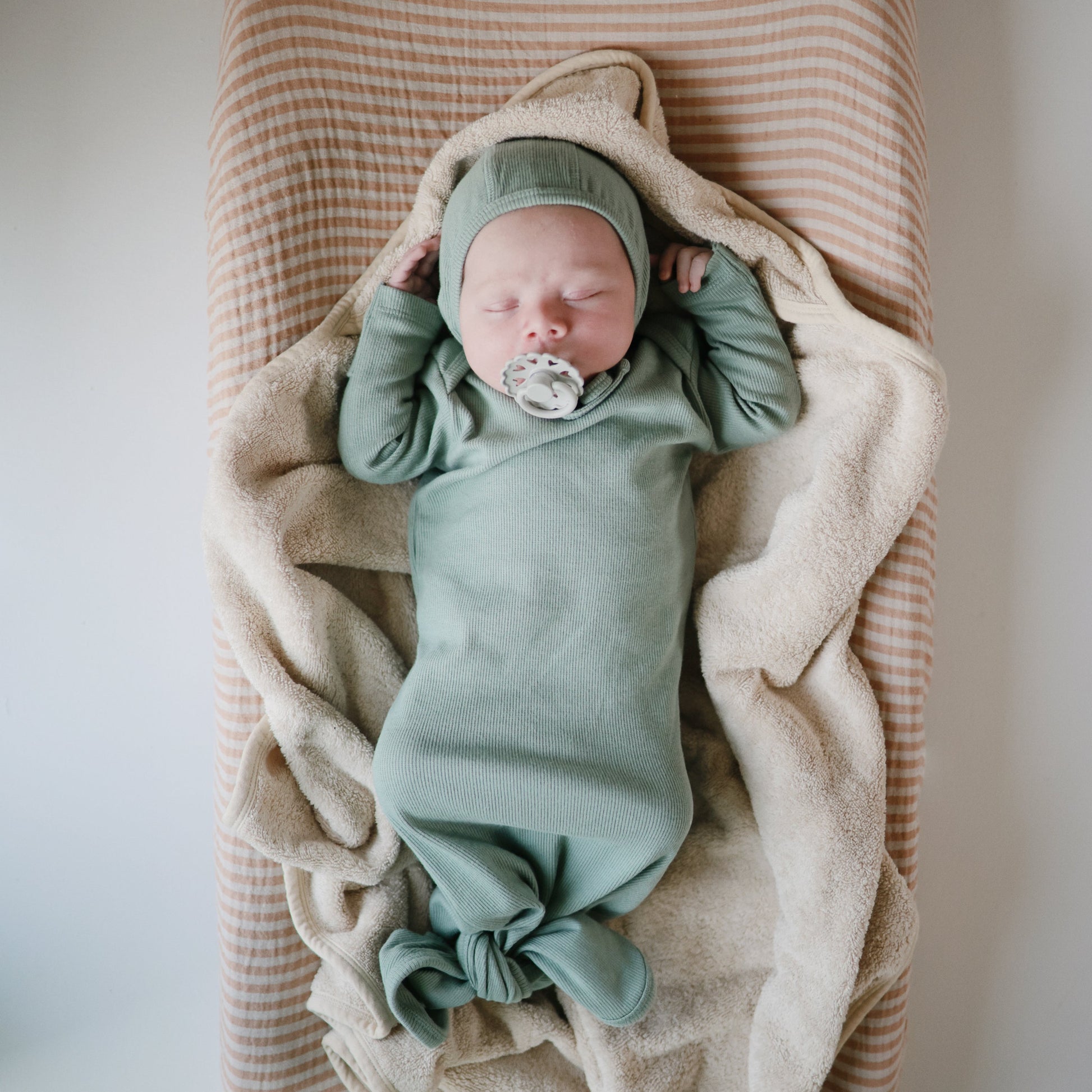 Baby Organic Cotton Baby Hooded Towel Mushie