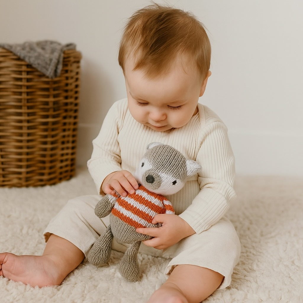 Baby rattle buddy | finley the fox finn + emma