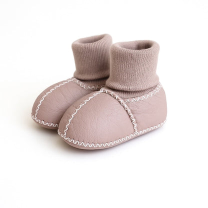Baby cozy booties | Rose Pink Finn + Emma
