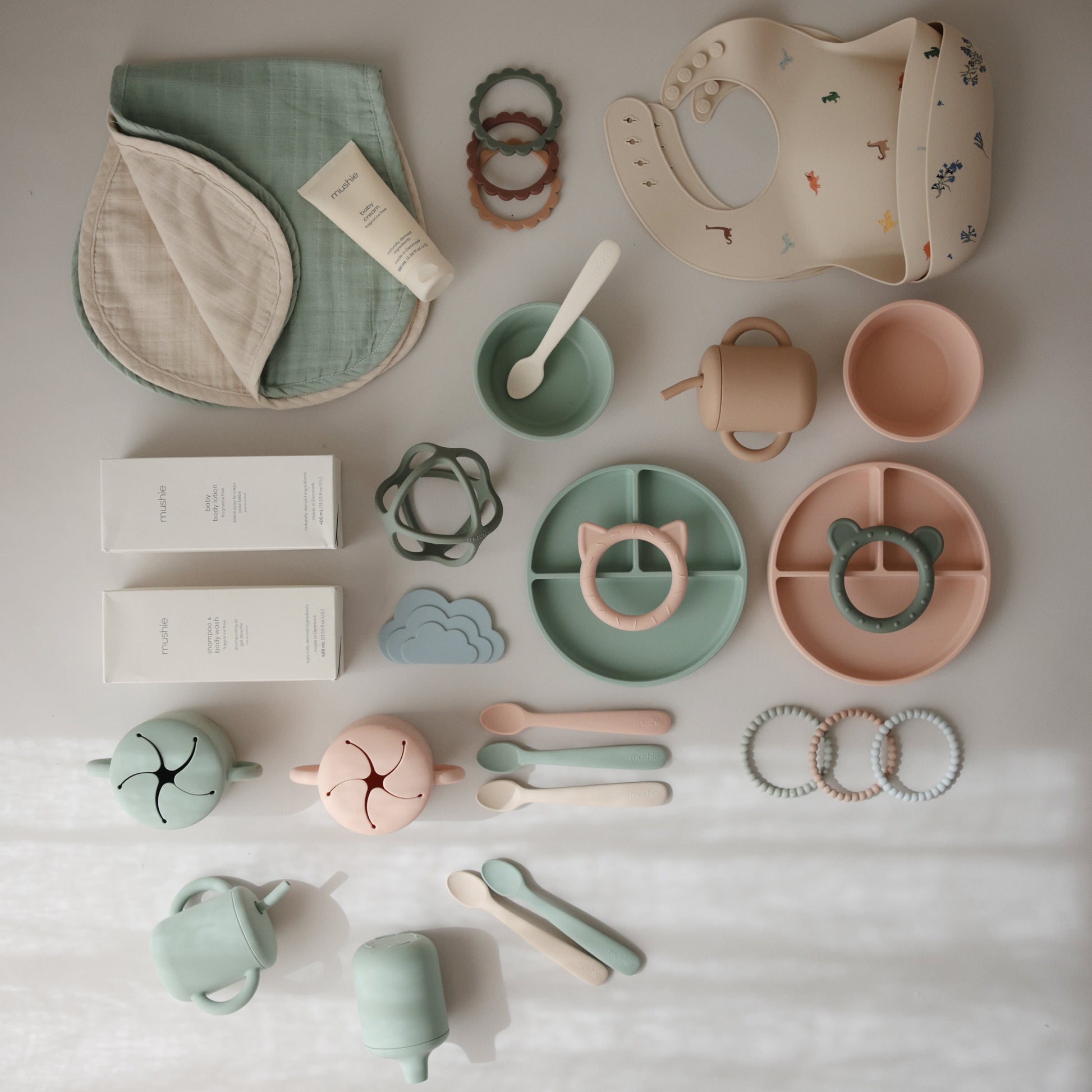 Baby Organic Cotton Muslin Burp Cloth 2-Pack Mushie