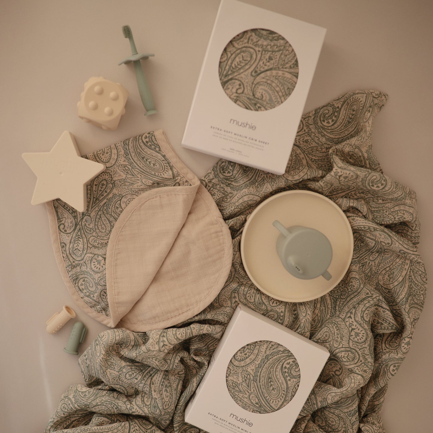 Baby Organic Cotton Muslin Burp Cloth 2-Pack Mushie