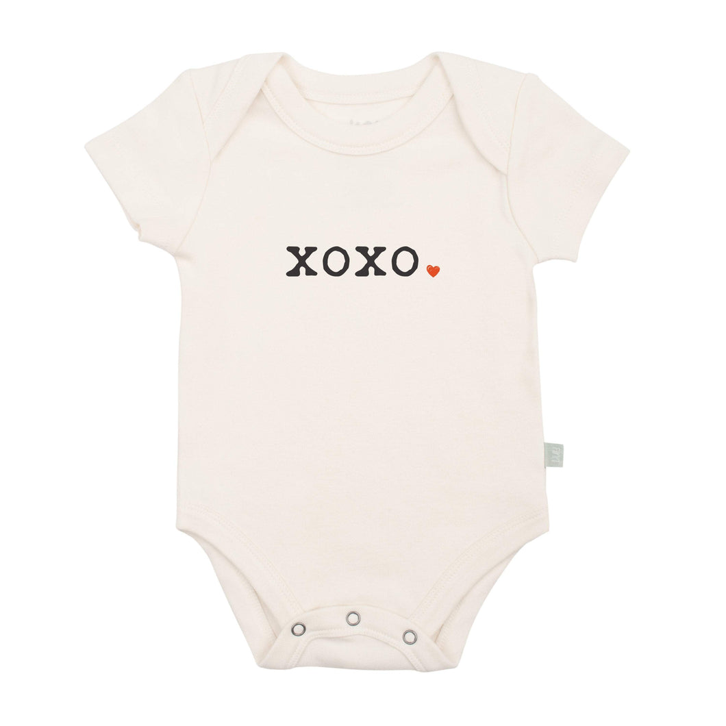Baby graphic bodysuit | xoxo finn + emma